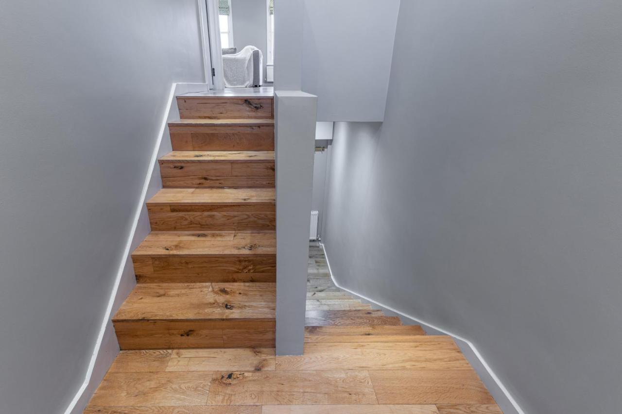 شقة Stylish Shepherds Bush Flat لندن المظهر الخارجي الصورة